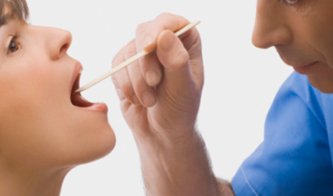 Осмотр миндалин Осмотр миндалин